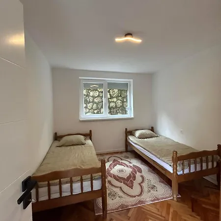 Appartement Apartman Leila *